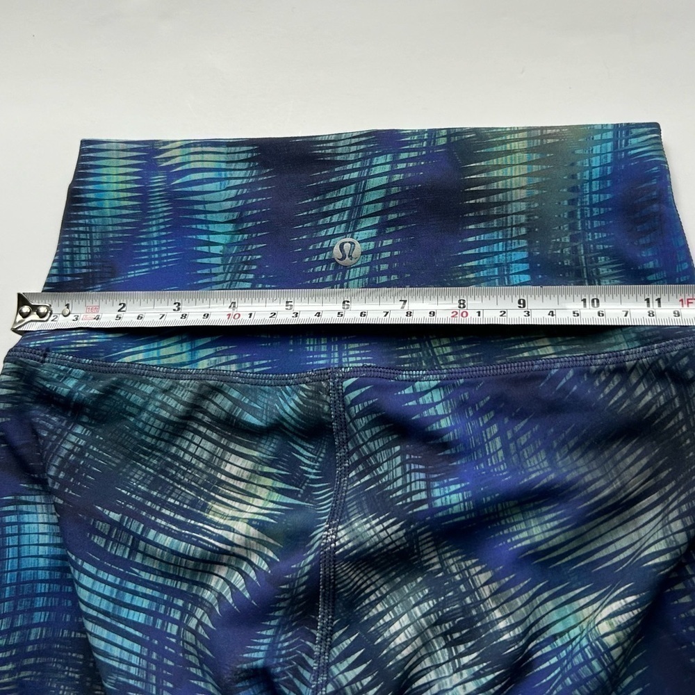 Lululemon Wunder Train High-Rise Tight 25 Foil
Shapeshifter Flux Blue Multi - Picture 9 of 10